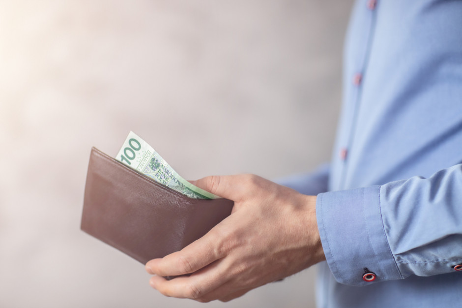 Płaca minimalna w 2022 roku na poziomie 3 tys. zł? Fot. shutterstock Płaca minimalna w 2022 roku na poziomie 3 tys. zł?