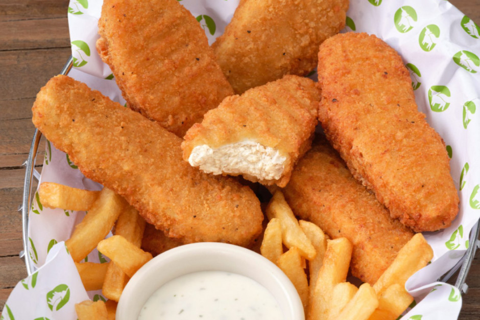 Beyond Chicken Tenders - roślinny zamiennik kurczaka podbije gastronomię w USA? fot. Beyond Meat Beyond Meat prezentuje nowy produkt. To zamiennik kurczaka