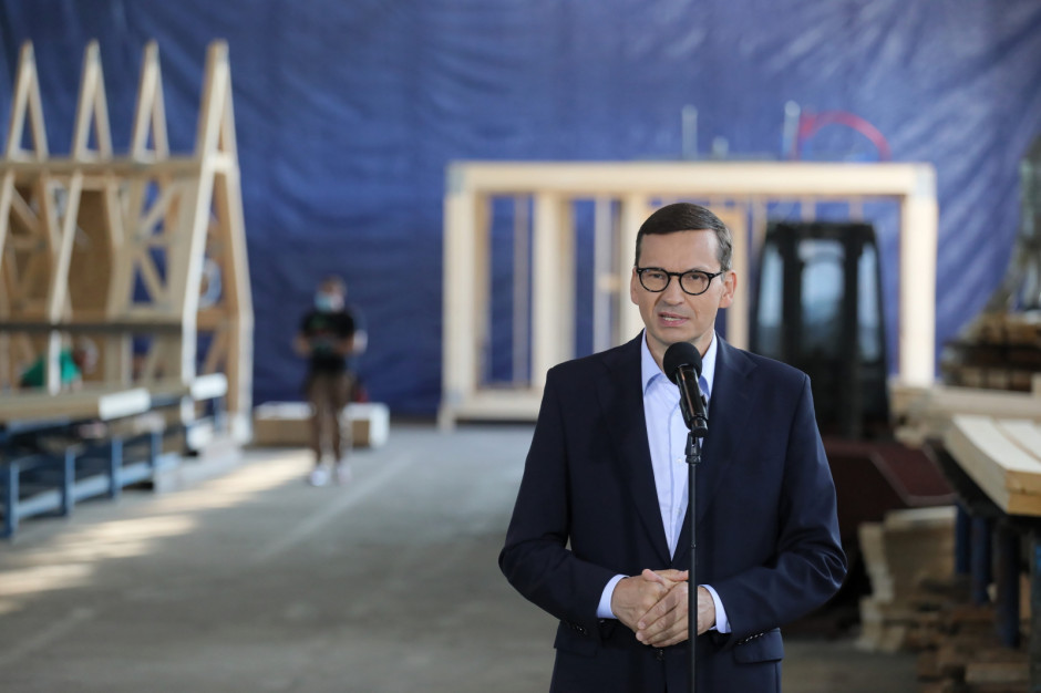 Premier spotkał się z rolnikami na Warmii ./ fot. PAP/Paweł Supernak Morawiecki zapowiada wsparcie dla rolnictwa