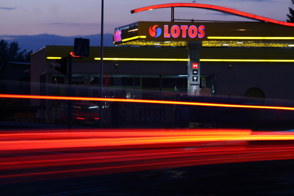 Lotos: w II kw, br. koncern wypracował 1,06 mld zł zysku netto / fot. PTWP Lotos: w II kw, br. koncern wypracował 1,06 mld zł zysku netto