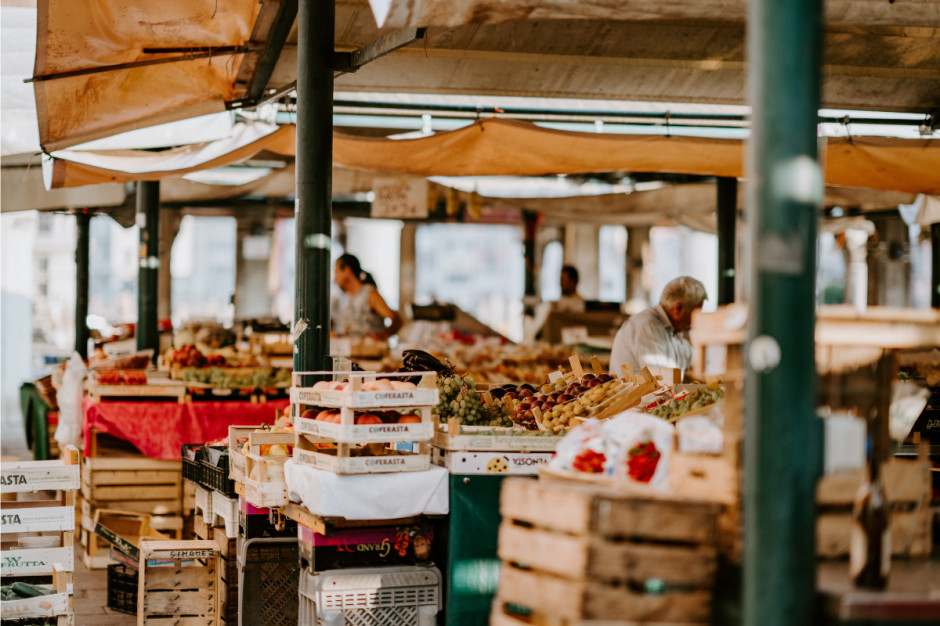 GUS o sprzedaży hurtowej przedsiębiorstw handlowych; fot. unsplash.com Sprzedaż hurtowa przedsiębiorstw handlowych w VII wzrosła o 15,6 proc.