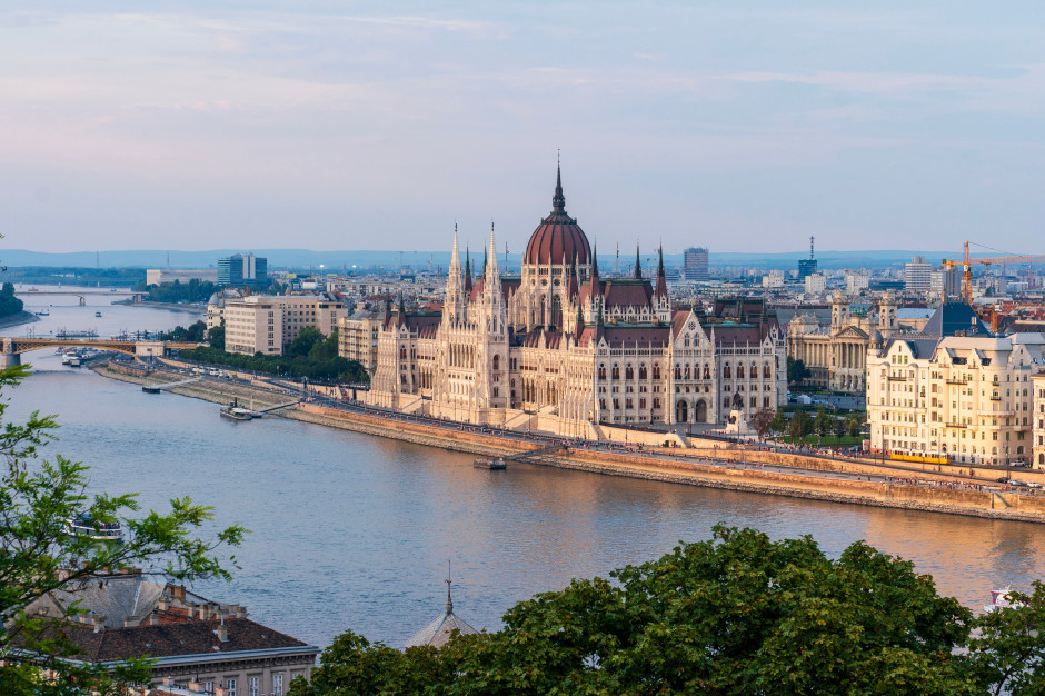 Mieszkańcy Węgier nie chcą huxitu; fot. unsplash.com Huxit?! Większość Węgrów nie chce wyjść z UE