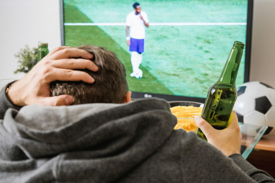 Reklamy piwa wspierają rozwój sportu uczniów? Reklamy piwa wspierają rozwój sportu uczniów?