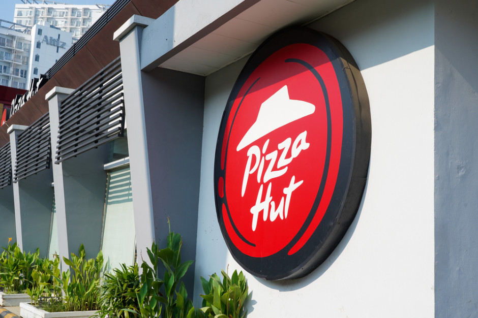 Właściciel marki Pizza Hut odchodzi od jaj klatkowych. fot. shutterstock Największa sieć restauracyjna wycofuje jaja klatkowe
