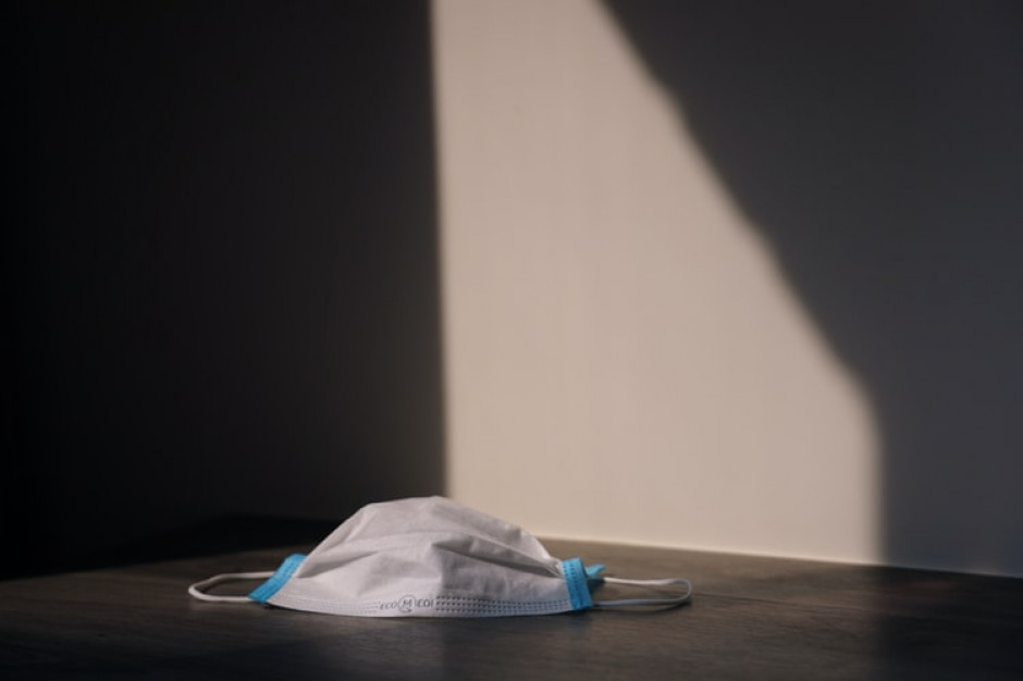 Kłótnia o brak maseczki w sklepie zakończyła się strzelaniną / fot. unsplash Kłótnia o brak maseczki w sklepie zakończyła się strzelaniną