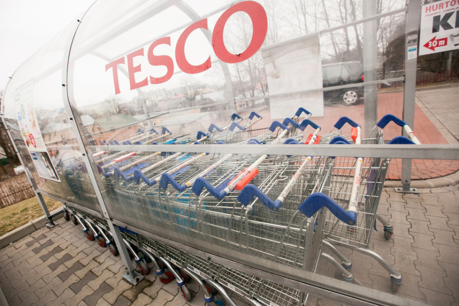 W październiku Tesco kończy działalność operacyjną w Polsce; fot. shutterstock.com Netto: w październiku ostatnich 12 sklepów Tesco zmieni logo