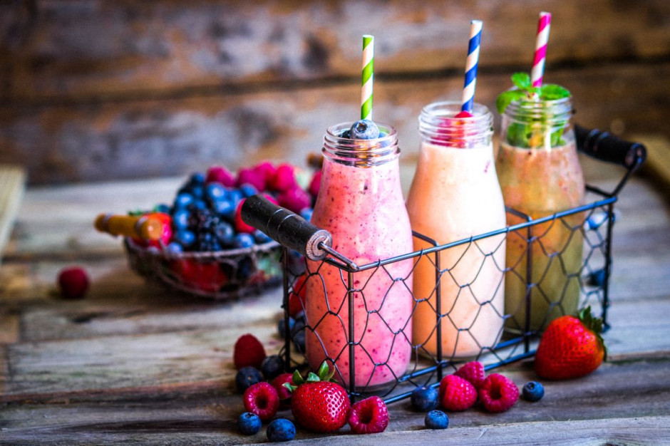 Polacy pokochali smoothie. Rynek tych zdrowych przekąsek w płynie wart jest już ponad 150 milionów złotych/fot. shutterstock Polacy pokochali smoothie. Wartość tego rynku sięga 150 mln zł