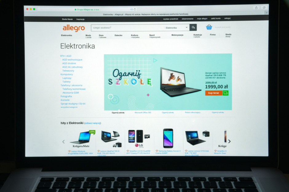 Akcje Allegro na GPW spadły; fot. shutterstock.com Allegro poniżej 50 zł
