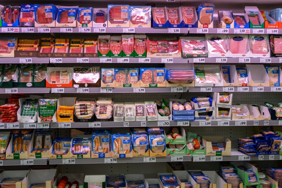 Dlaczego sieci handlowe nie podnoszą cen mięsa?