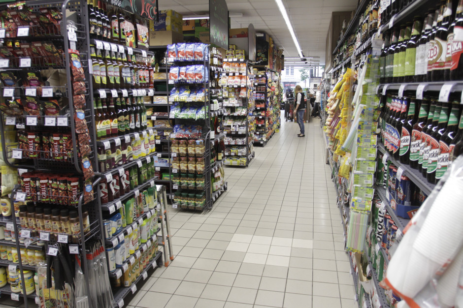 Sprzedaż detaliczna supermarketów w Polsce wzrosła we wrześniu, natomiast spadła sprzedaż sklepów małoformatowych / fot. PTWP Rośnie sprzedaż w supermarketach, gorzej w małych sklepach