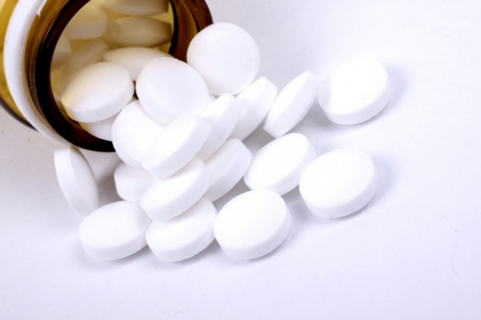 EMA zaleca warunkową zgodę na dopuszczenie leku na Covid-19 firmy Pfizer