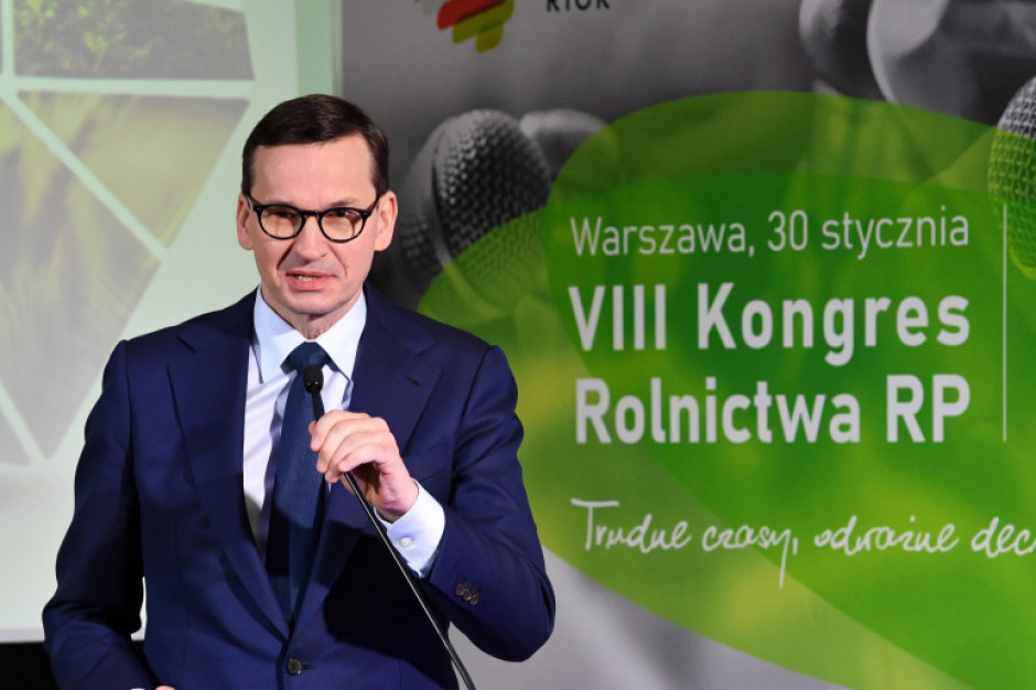 Premier Morawiecki zapewnia: będziemy robić wszystko, aby polska wieś była ostoją sukcesu/ fot. PAP/Radek Pietruszka Premier zapewnia: uspokojenie huśtawki cenowej to priorytet