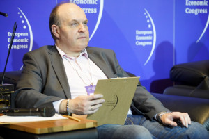 Zdjęcie numer 3 - galeria: Nowy konsument na rynku spożywczym - relacja z debaty (zdjęcia)