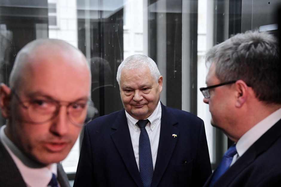 Rada Polityki Pieniężnej będzie podnosić stopy procentowe, aż osiągnie pewność, że inflacja trwale się obniży - oświadczył w piątek podczas konferencji prasowej prezes Narodowego Banku Polskiego Adam Glapiński. fot. PAP Glapiński: Będziemy podnosić stopy procentowe, aż inflacja trwale się obniży
