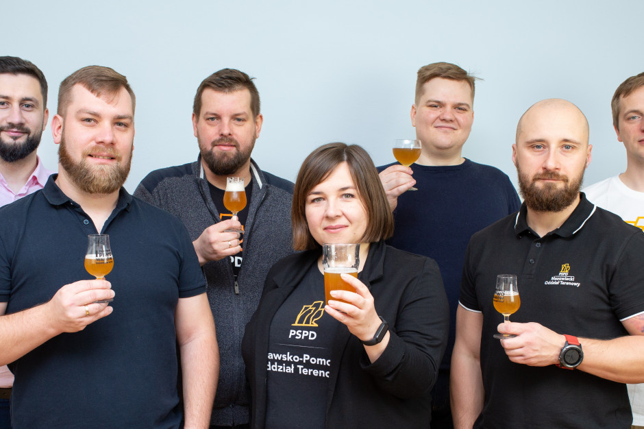 Zarząd Polskiego Stowarzyszenia Piwowarów Domowych, od lewej: Łukasz Wróblewski, Damian Poczwardowski, Krzysztof Chmiel, Magdalena Bergmann, Jakub Kalinowski, Łukasz Rek, Paweł Bucholtz. fot. mat. pras. PSPD: Piwna rewolucja w Polsce ma domowy rodowód (wywiad)