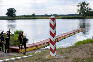 Śnięte ryby także w okolicach Krakowa. Strażacy wyłowili ich ok. 300