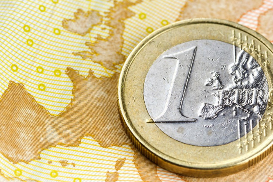 Kurs euro do USD najniższy od początku istnienia waluty eurostrefy