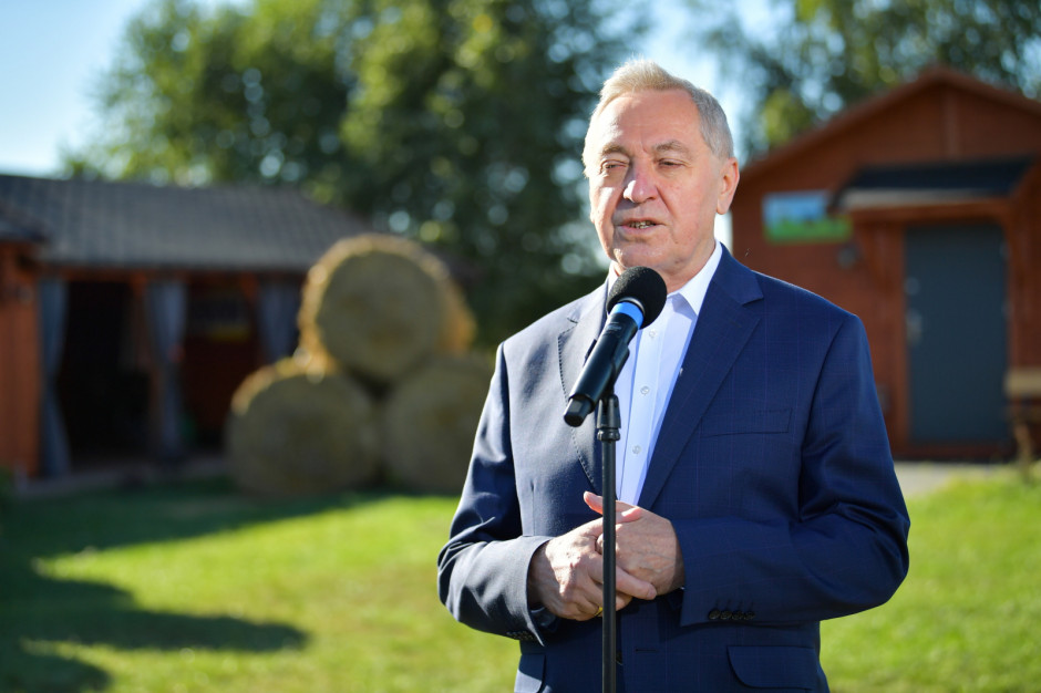 Kowalczyk: uruchamiamy 25 mld euro dla polskich rolników; fot. PAP Kowalczyk: uruchamiamy 25 mld euro dla polskich rolników