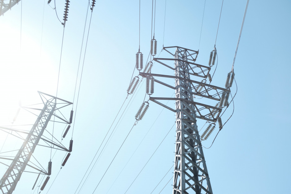 Sejm uchwalił ustawę zamrażającą ceny prądu w 2023 r.