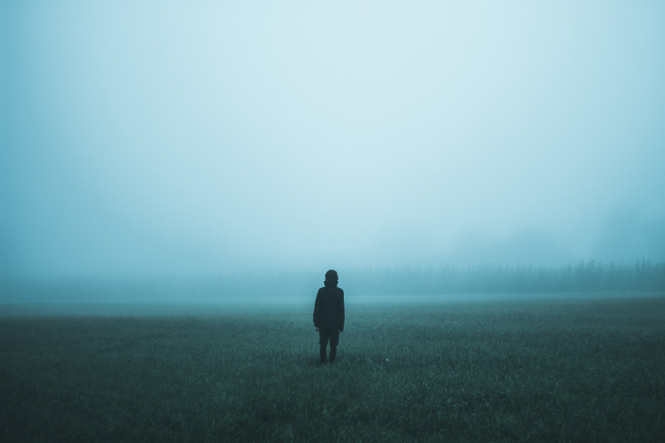 IMGW: Niedziela nadal z opadami. Rano będzie mglisto; fot. unsplash Kartka z kalendarza: 27 listopada