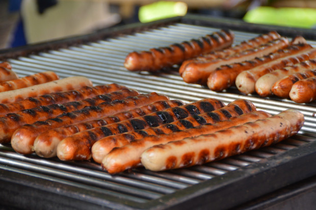 Wurst najwyżej raz w tygodniu? Dietetycy szykują Niemcom rewolucję