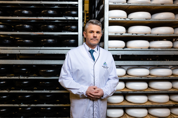 Prezes Spomleku: Nie będzie powrotu do cen mleka z 2022 roku