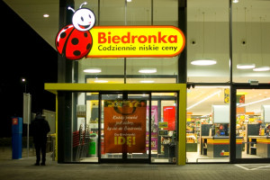 Biedronka licencie des employés. "Le changement ne s'applique pas aux caissiers et aux vendeurs"