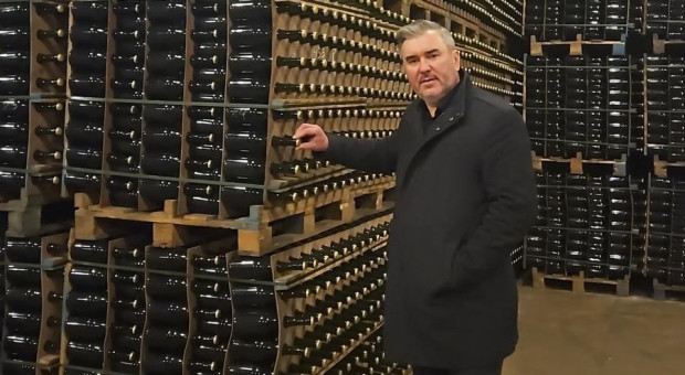Przejęcie historycznego producenta Cavy w Hiszpanii. Jakub Nowak podpisał umowę