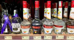 IJHARS skontrolował mocne alkohole w sklepach. Błędy na etykietach i nie tylko