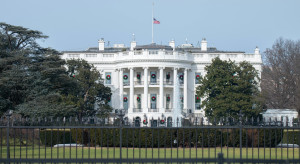 Trump zapowiedział podniesienie globalnej stawki celnej z 10 do 15 procent