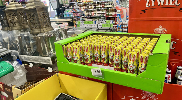 Gazetki zdradzają strategię handlu na Wielkanoc. Sieci zaczęły już tę "grę"