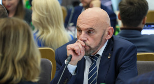 "Nocny handel kosztem pracowników". Alfred Bujara o realiach polskiego rynku