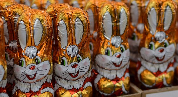 Od Cieśniny Ormuz po polski sklep. Ekonomiści liczą "koszyk wielkanocny"