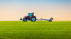 Produkcja rolna na wsi w ogniu politycznej walki. Rząd i prezydent mają osobne ustawy