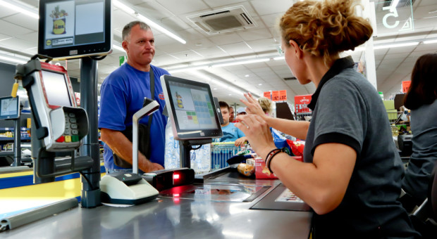 Handel pod presją związków zawodowych. Lidl wyjątkiem