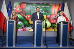 Resorty rolnictwa i zdrowia zaostrzą kontrole importowanej żywności. Nowe zasady ws. pestycydów