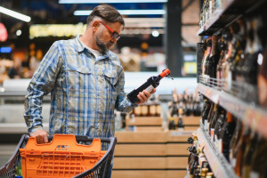 Alkohol tylko w specjalnych sklepach? Niemcy rozważają rewolucję