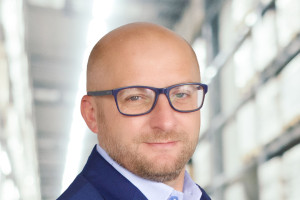 APACK stawia na rozwój i dywersyfikację. Tak zmienia się polski rynek FMCG (WYWIAD)