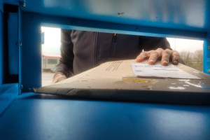 Wysyłał paczki i sam je "gubił". Policja rozbiła nietypowy proceder