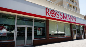 Rossmann uruchomi własną aptekę. Konkurencyjny dm już ją ma