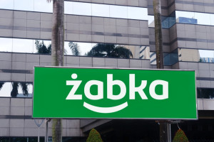 Po przecenie przyszedł czas na odbicie. Żabka znów na plusie