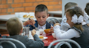 Dieta planetarna w szkołach od 1 września. Badanie: Największa bariera jest w domu