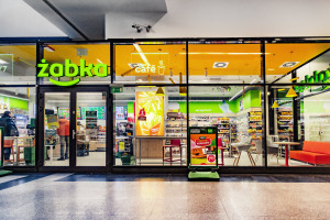 Właściciel Circle K chce przejąć całą Żabkę. Oferta sięga 32,6 mld zł