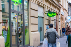 Chcą przekazać prokuraturze paragony z niedziel. "Żabkami też się zajmiemy"