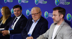 UE nie rezygnuje z celów klimatycznych. "Zmienia sposób dochodzenia do nich"
